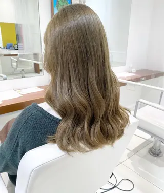 セミロング ウルフカット ハッシュカット/七海のヘアスタイル