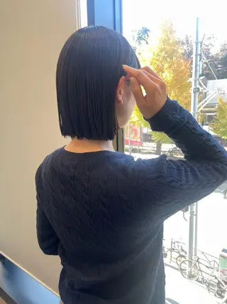 ミディアム 小坂 郁美のヘアスタイル
