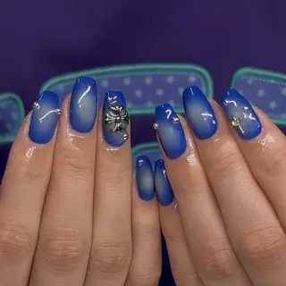 ネイル Sarina ⋆⭒˚ mavieのネイルデザイン