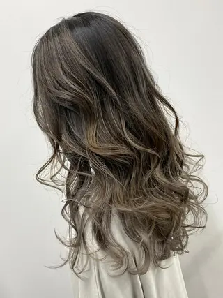 ミディアム カラー ヘアアレンジ 【公式】amble luxe池袋東口🩷のヘアスタイル