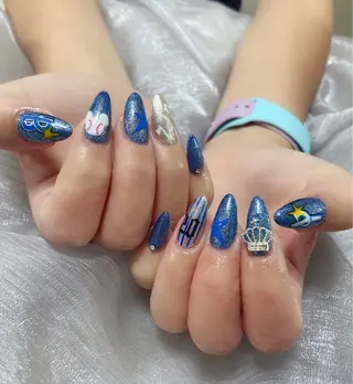 ネイル &ME ネイルサロンのネイルデザイン