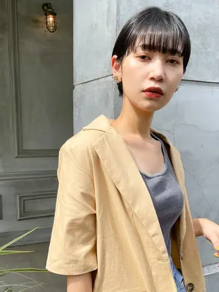 ショート カラー 一ノ瀬 暁のヘアスタイル