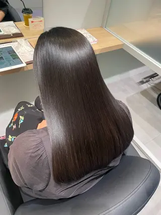 ロング 掛川 麻緒のヘアスタイル