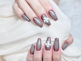 ネイル M🌷nail 長さだし専門店のネイルデザイン