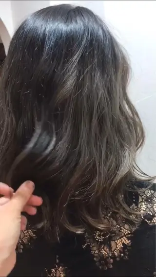 カラー 💙あかみね 💙（mine）のヘアスタイル