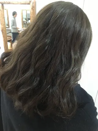 ミディアム 【mokuオーナー】 ちはるのヘアスタイル