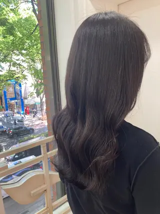 ロング カラー 🇰🇷韓国風艶髪✨ 髪質改善 倉岡しおんのヘアスタイル