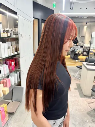 ロング ✨ブリーチ/顔周り レイヤー¦YUKA✨のヘアスタイル