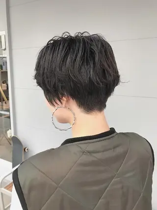 ショート ヘアアレンジ lani ブリーチ /ダブルカラーのヘアスタイル