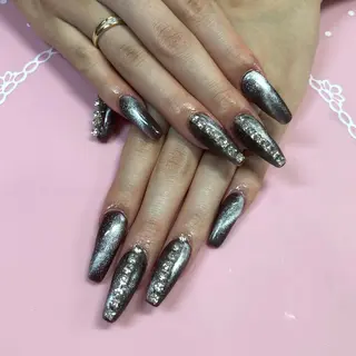 ロング ネイル 《LB》ラブリエ Nail&eyeのマツエク・マツパデザイン