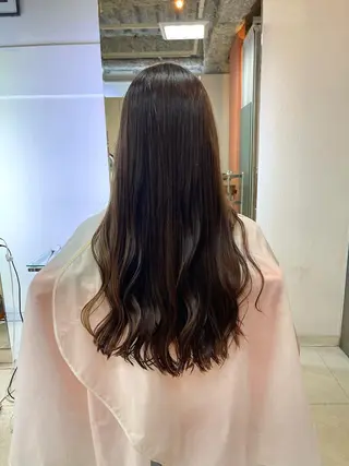 ロング 鶴﨑 美優亜のヘアスタイル