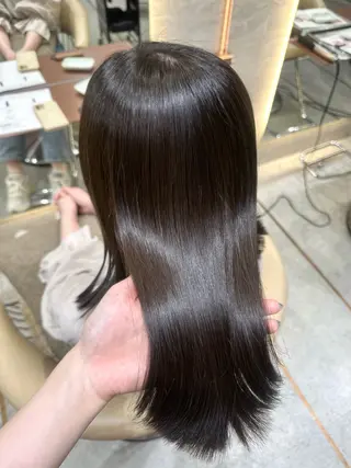 ミディアム 縮毛矯正Rina🩶 銀座のヘアスタイル