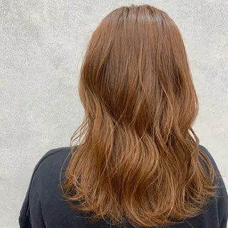 ミディアム ヘアテラス エムナラテンのヘアスタイル