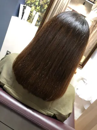 ミディアム カラー パーマ tuuli トゥーリのヘアスタイル