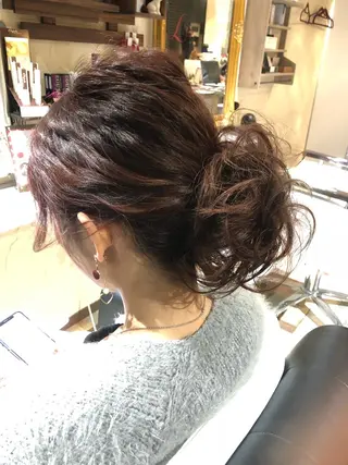 セミロング ヘアアレンジ 🌈20年目突入🎉 山口のヘアスタイル