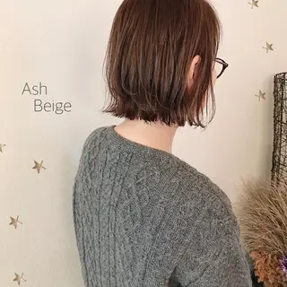 ミディアム カラー 市川 千夏のヘアスタイル