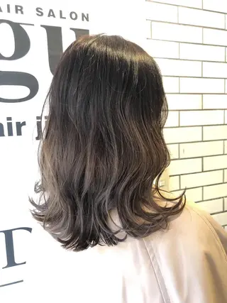 ミディアム いとう ひろたかのヘアスタイル