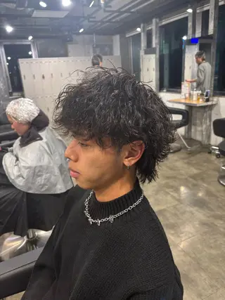 メンズ 🪽直毛男子の救世主 🪽フェザーパーマのヘアスタイル