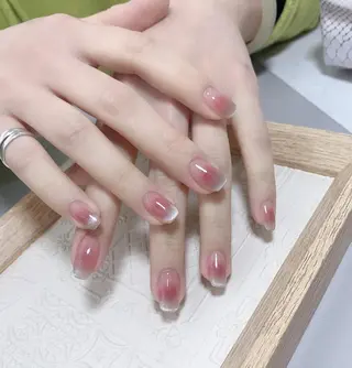 ネイル Queens 榊 まおのネイルデザイン