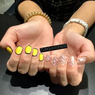 ネイル 個性派ネイルサロン 💅🏼ターコイズのネイルデザイン