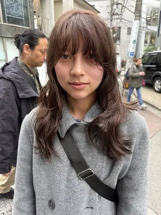 セミロング カラー ブリーチなしWカラー /赤み消し/トモキのヘアスタイル