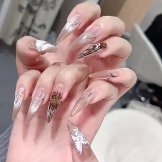 ネイル Queens ゲンのネイルデザイン