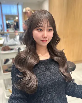 セミロング カラー 🇰🇷韓国風くびれ ヘア🇰🇷中村優大のヘアスタイル