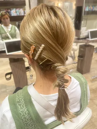 ヘアアレンジ わかまつ　ももみ 🕊️/顔周りカットのヘアスタイル