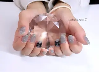 ネイル 𝐋𝐢𝐞𝐬𝐞 𝐘𝐔𝐈のネイルデザイン