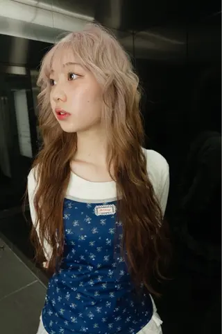 ロング カラー ケアブリーチ特化✨/ 艶カラー/エクステのヘアスタイル