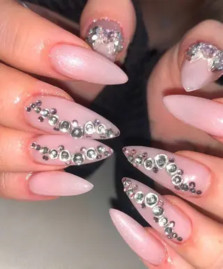 ネイル Lyna 池袋のネイルデザイン