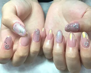 ネイル ネイルサロン Friday 21所属・ネイルサロン Friday 21のネイルデザイン