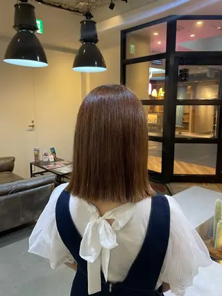ミディアム 透け感カラー/レイヤ ーAI🪽🩵のヘアスタイル
