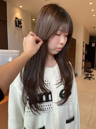 ロング ルナ｜縮毛矯正 ×デザインカラー🥝のヘアスタイル