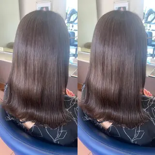 ミディアム 小澤 志穂のヘアスタイル