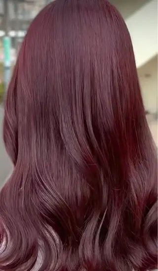 ロング 韓国風レイヤーカラー ライムのヘアスタイル