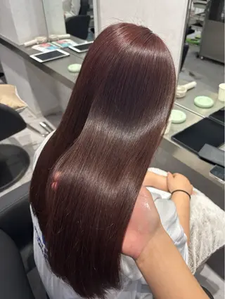 ロング カラー 透明感/暖色カラー くるみのヘアスタイル