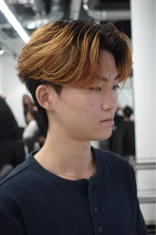 ショート パーマ 湖城 恵吾のヘアスタイル
