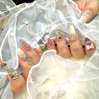 ロング Lily. ゆきみのネイルデザイン