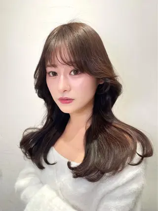 セミロング カラー ヘアアレンジ 🤎小顔レイヤー /ベージュ🤎友香のヘアスタイル