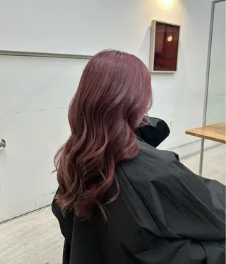 カラー アベ コハルのヘアスタイル