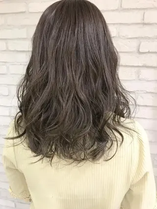ミディアム カラー 横浜🍒ルーツカラー エクステ/RIEのヘアスタイル