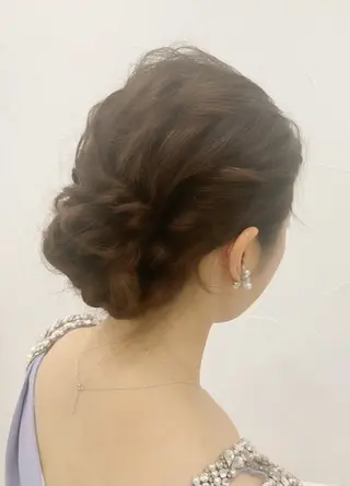 セミロング ヘアアレンジ ミドウチ アヤカのヘアスタイル