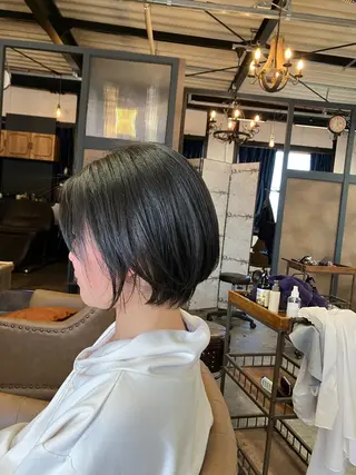 ショート pers'lov yoneyaのヘアスタイル