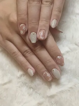 ネイル ecrinエクラン kana🌺のネイルデザイン