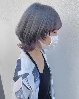 ミディアム ブリーチ/ウルフ ハッシュカット/石山のヘアスタイル