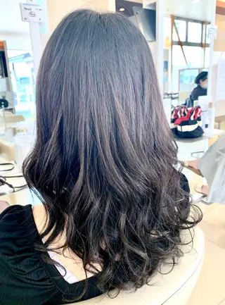 ミディアム 田中 美有のヘアスタイル