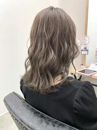 ミディアム カラー 肌に馴染むカラー 梅田・増田のヘアスタイル