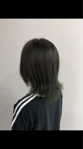 カラー 初めてでも安心🌿 吉澤インナーカラーのヘアスタイル