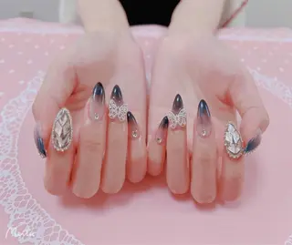 ネイル はぴねす所属・横浜 美夢のネイルデザイン